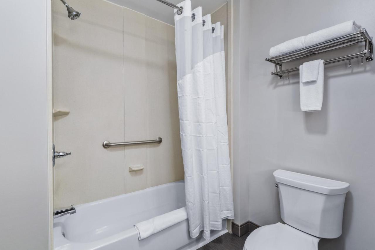 Holiday Inn Express New Albany By Ihg Buitenkant foto
