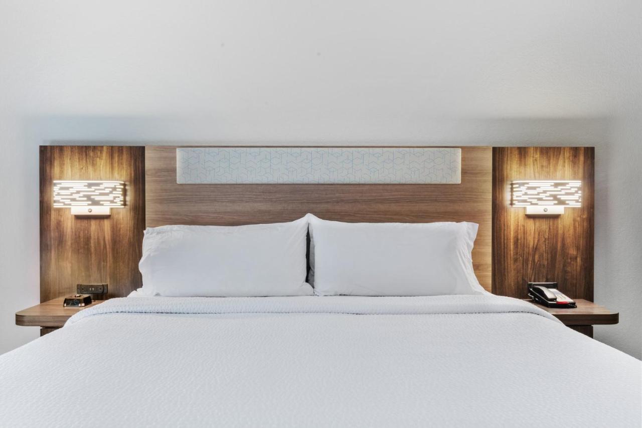 Holiday Inn Express New Albany By Ihg Buitenkant foto